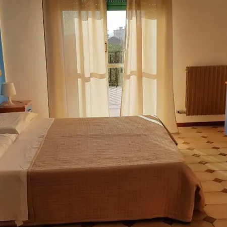 Riviera Apartments 3*