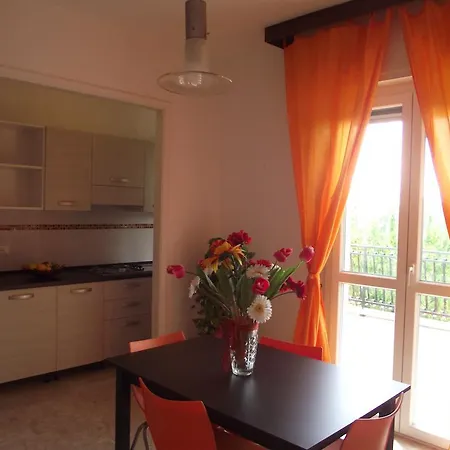 Riviera Apartments 3* Pietra Ligure