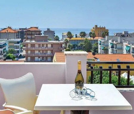 Aparthotel Riviera Apartments Pietra Ligure